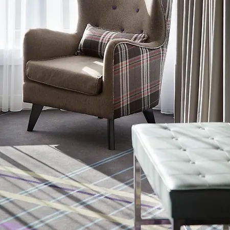 Premier Frankfurt Centre מלון 3*