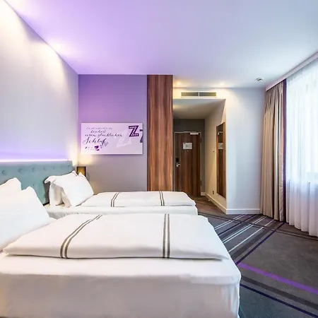 Otel Premier Frankfurt Centre 3*