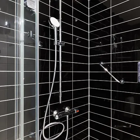 Premier Frankfurt Centre Hotel 3*