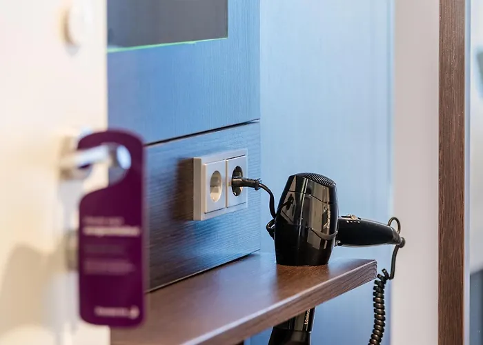 מלון Premier Frankfurt Centre